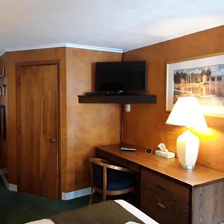 Gladstone Motel Bagian luar foto